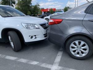 Who Is at Fault in a Parking Lot Car Accident in Kentucky?