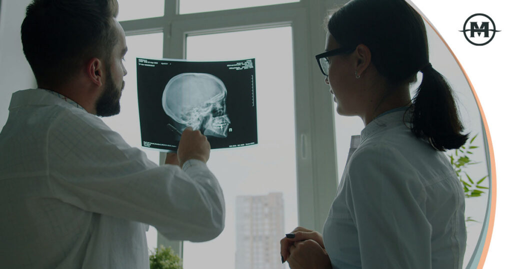 What Happens When a Medical Specialist Misses a Critical Diagnosis?